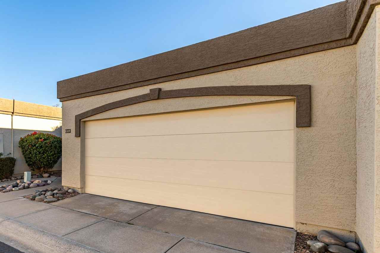 1317 E Marny Rd - Photo 2 of 30