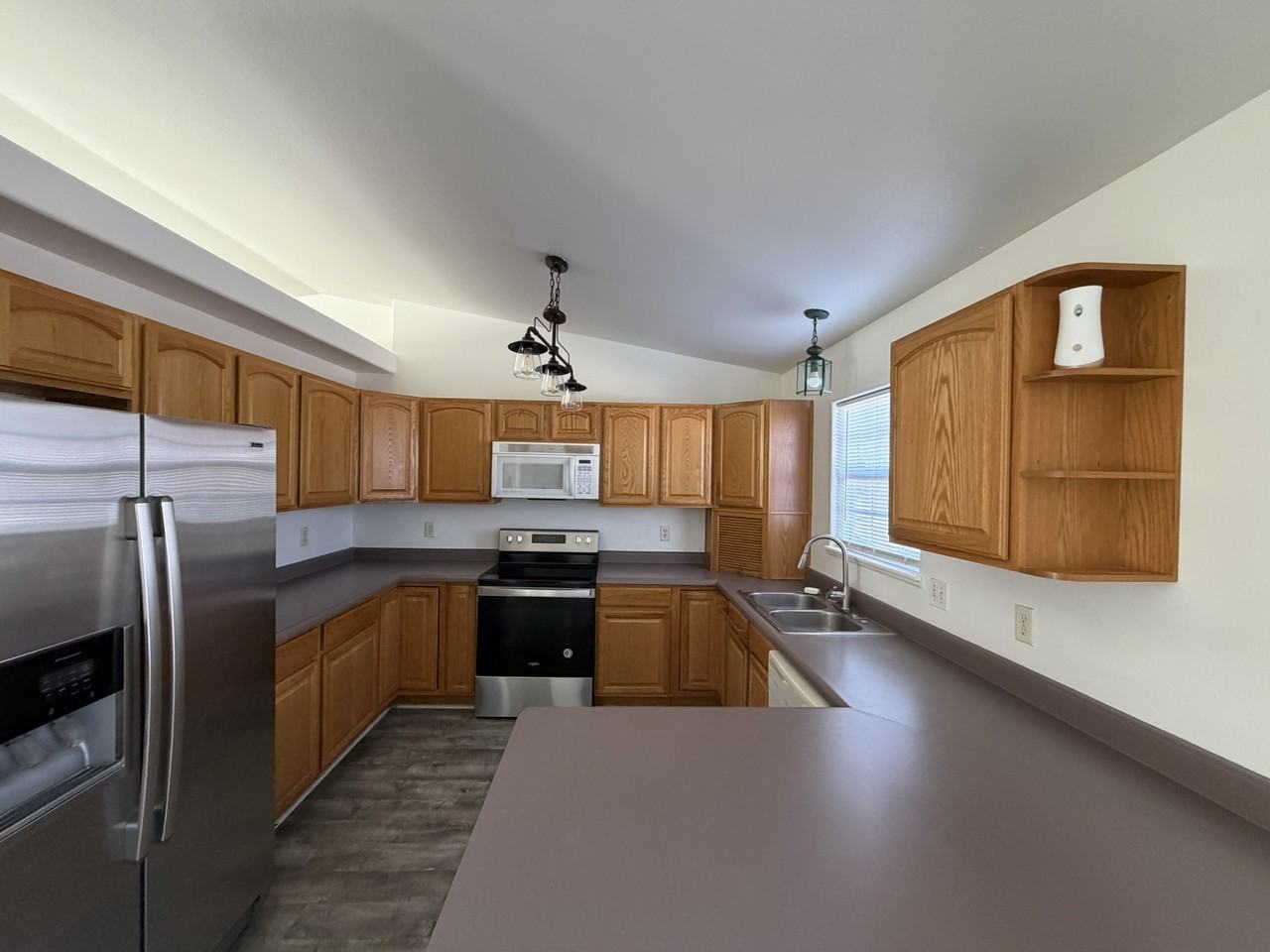 377 S Redlands Rd #1 - Photo 7 of 16