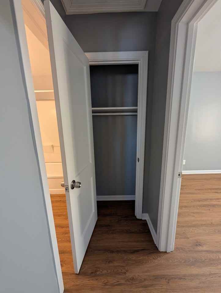 117 Sw Hillside Ave #1 - Photo 6 of 15