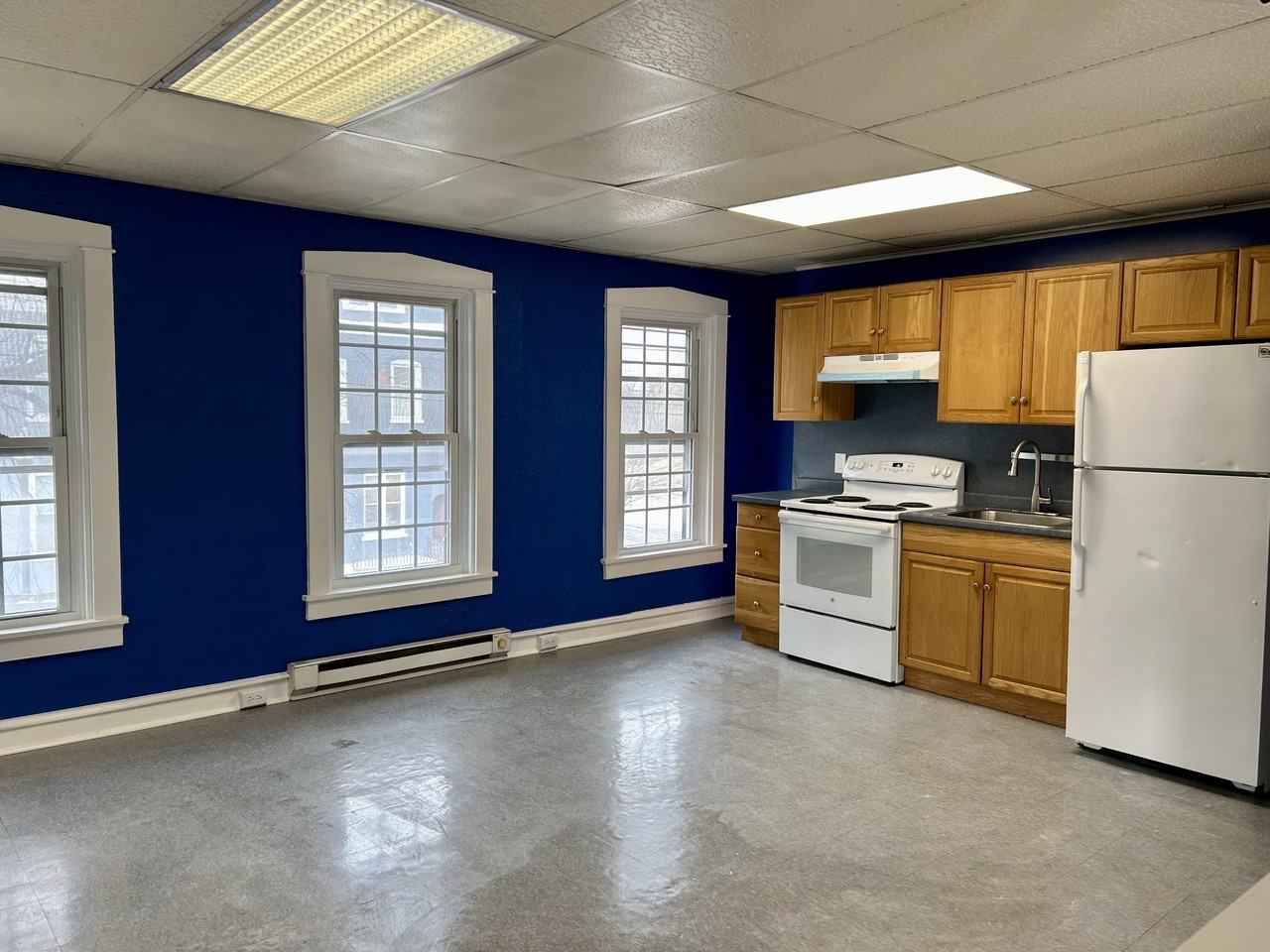 703 N Queen St #2 - Photo 2 of 9