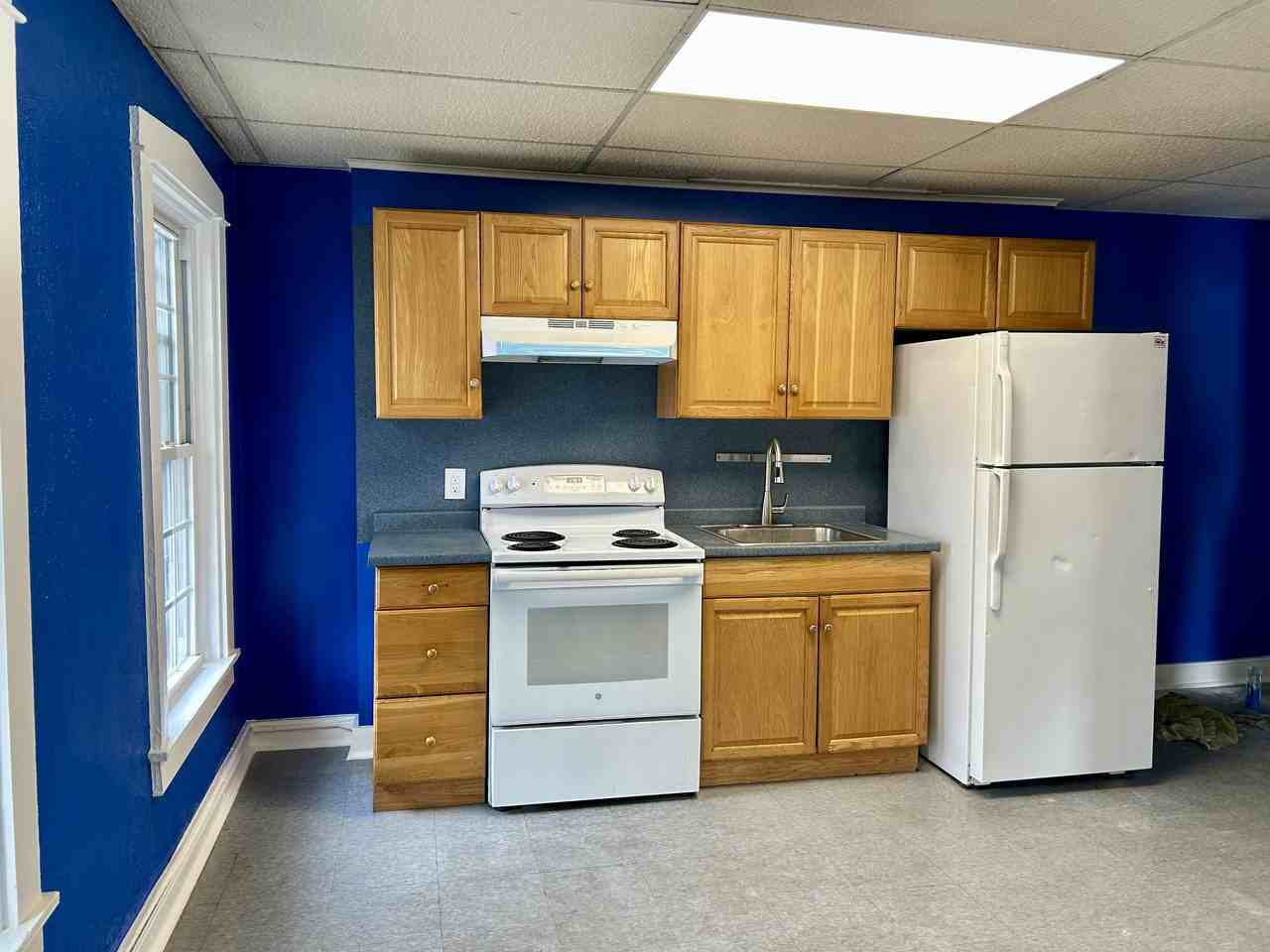 703 N Queen St #2 - Photo 3 of 9