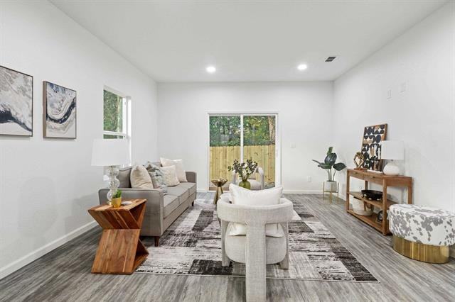 836 Osceola St #1 - Photo 4 of 23