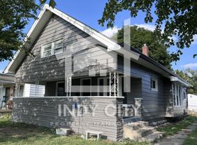 1015 S Sheffield Ave #1 - Photo 1 of 1