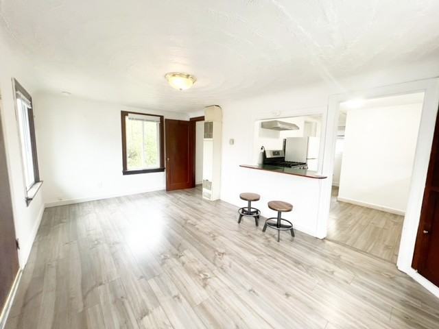 926 Pacific Ave #C - Photo 5 of 14