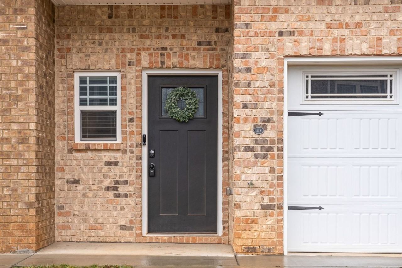 318 Fallow Cir - Photo 2 of 24