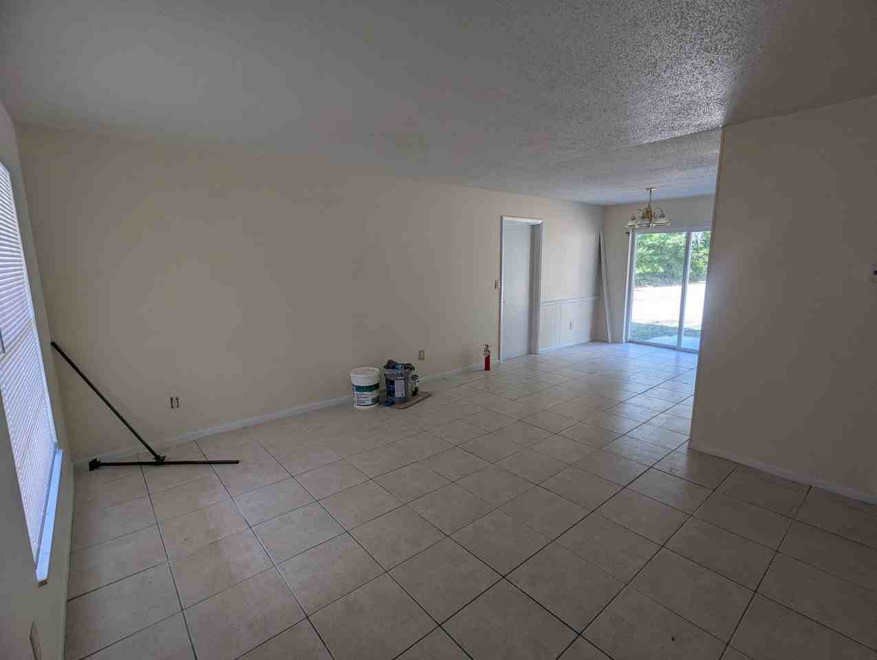 2761 Azalea Dr - Photo 4 of 10