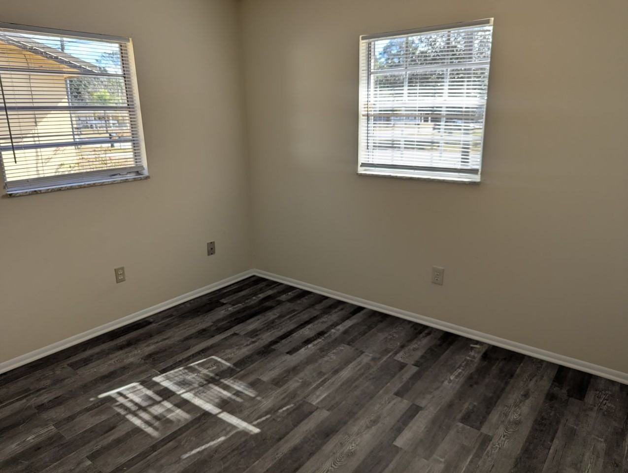 2761 Azalea Dr - Photo 7 of 10