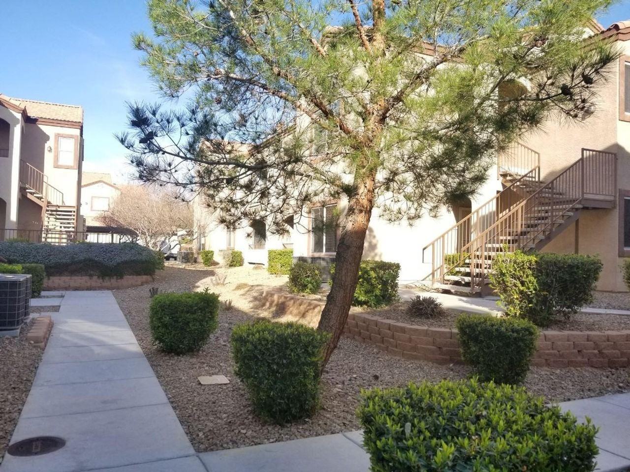 9580 W Reno Ave #283 - Photo 3 of 19