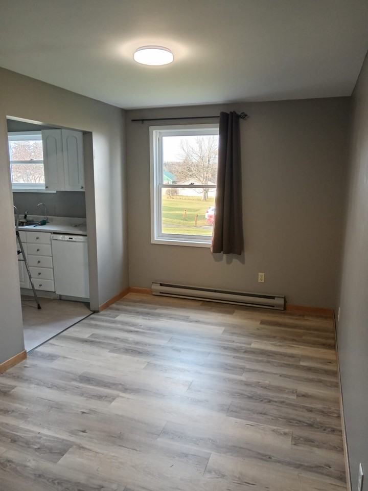 1020 Rue Centrale Street - 2 #2 - Photo 6 of 10