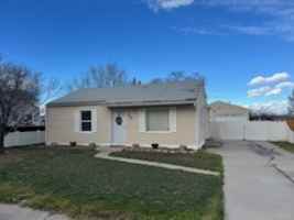 featured image of 74 W Plum St #1