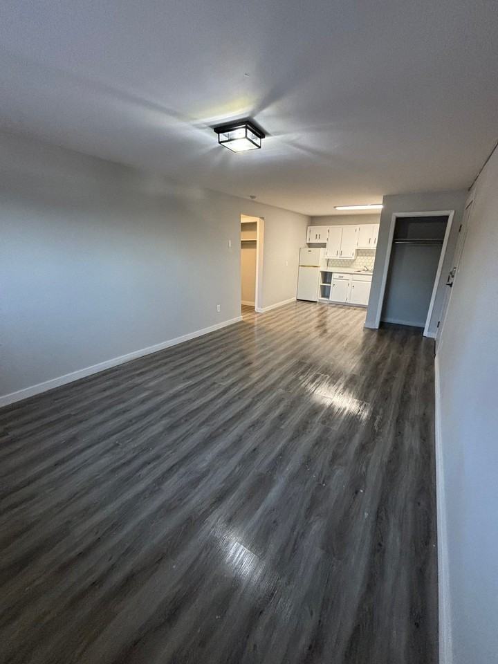 30 Parkwood Dr #21 - Photo 7 of 9