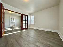 featured image of 303 S Taylor St