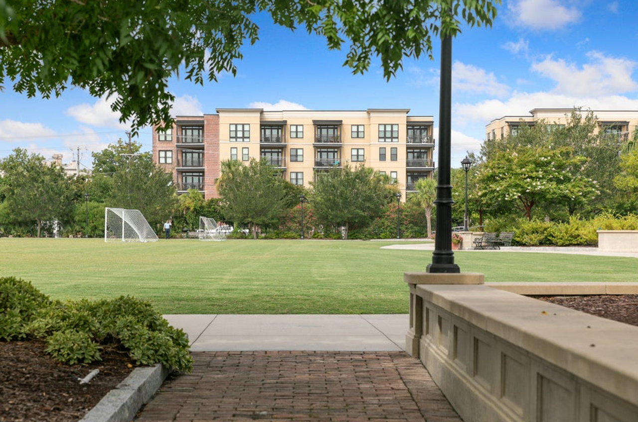 33 Calhoun St #225 - Photo 2 of 26