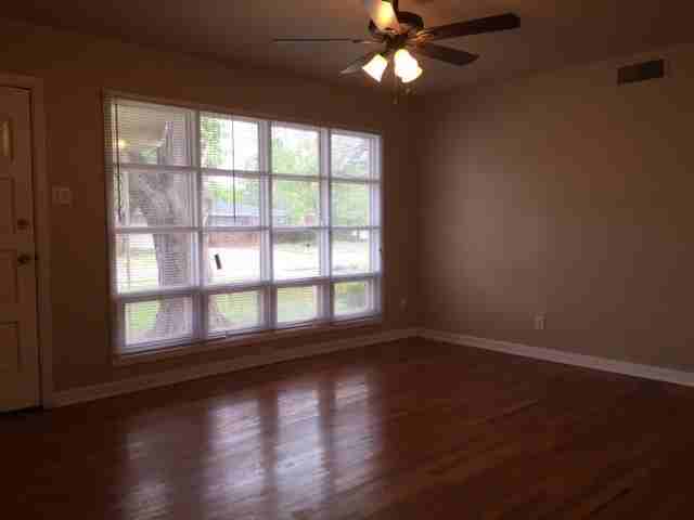 3811 39th St - Photo 2 of 50