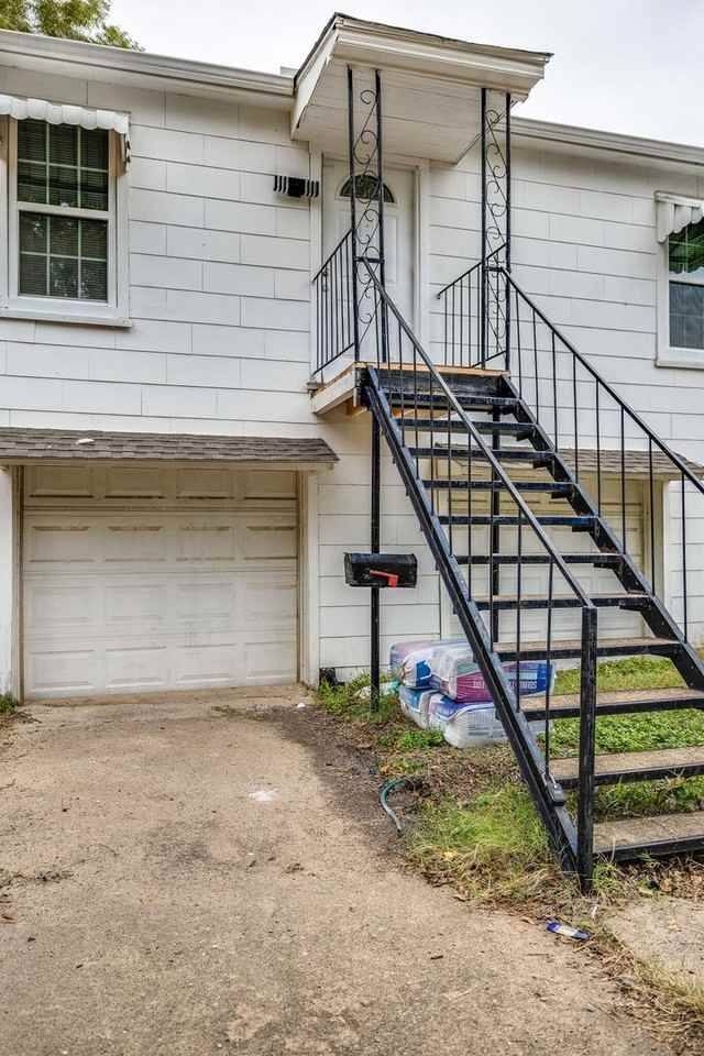 4313 Jerry Ln - Photo 4 of 27