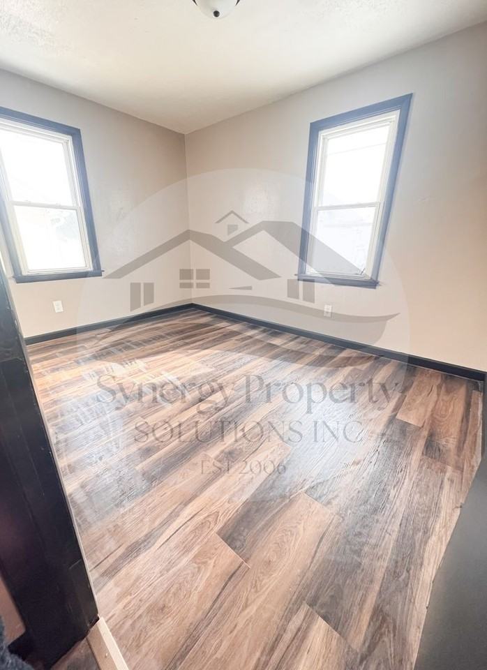 1123 Walker Lake Rd - Photo 2 of 11