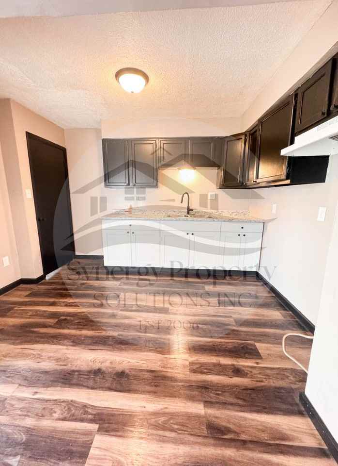 1123 Walker Lake Rd - Photo 5 of 11