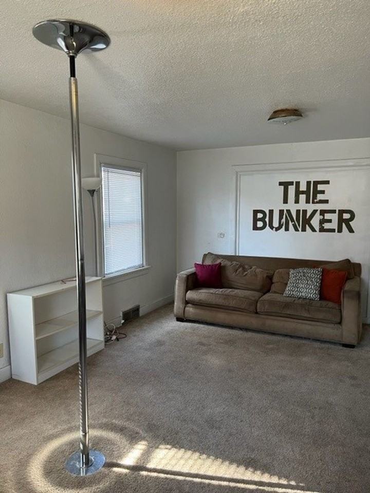 147 Campus Ave - Photo 5 of 5