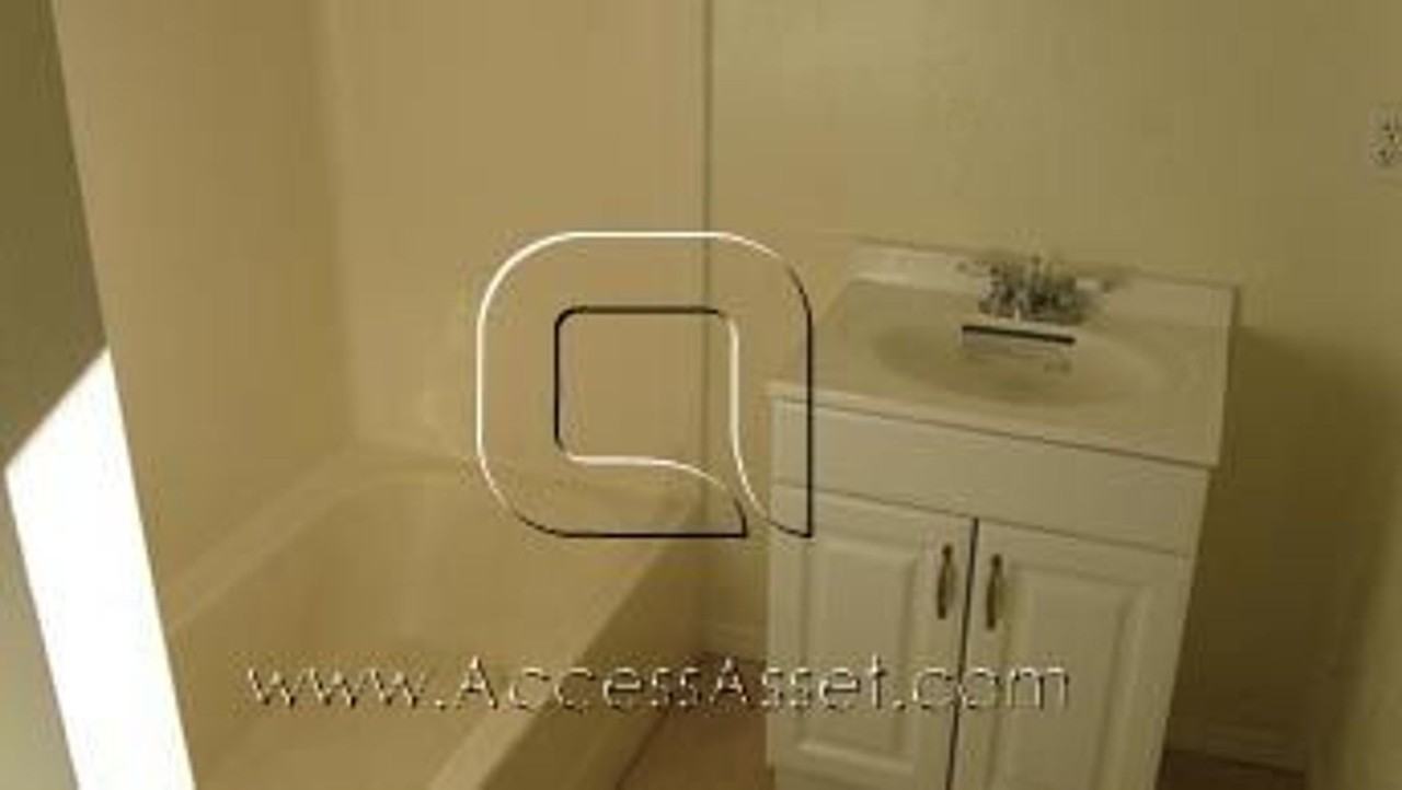 33175 Lorimer St - Photo 5 of 7