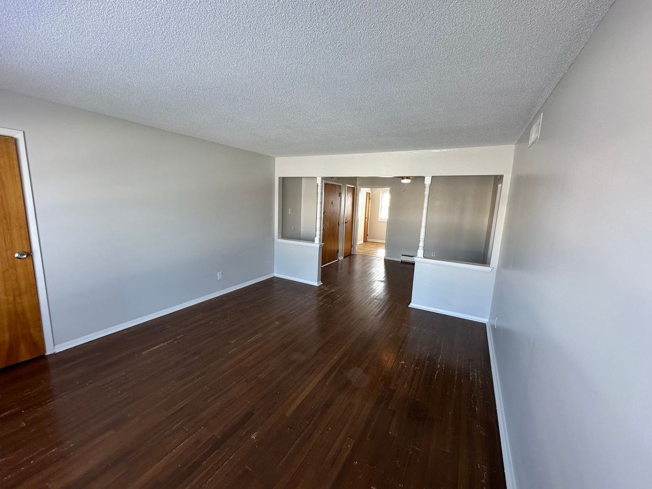 6011 W 25th St #4 - Photo 7 of 9