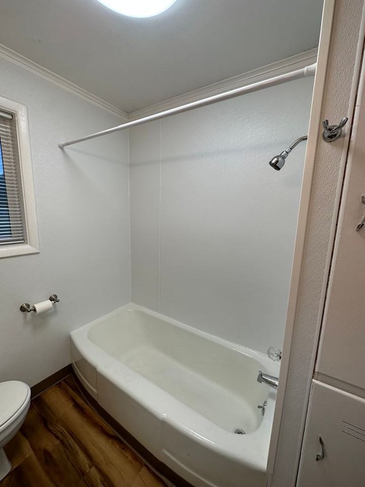 421 Judith Ln - Photo 6 of 12