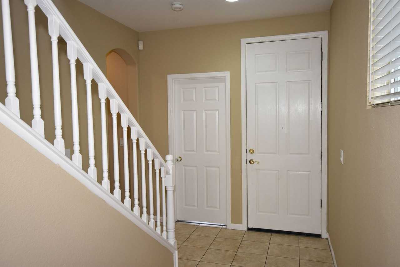 12 Amarillo Ct - Photo 3 of 19