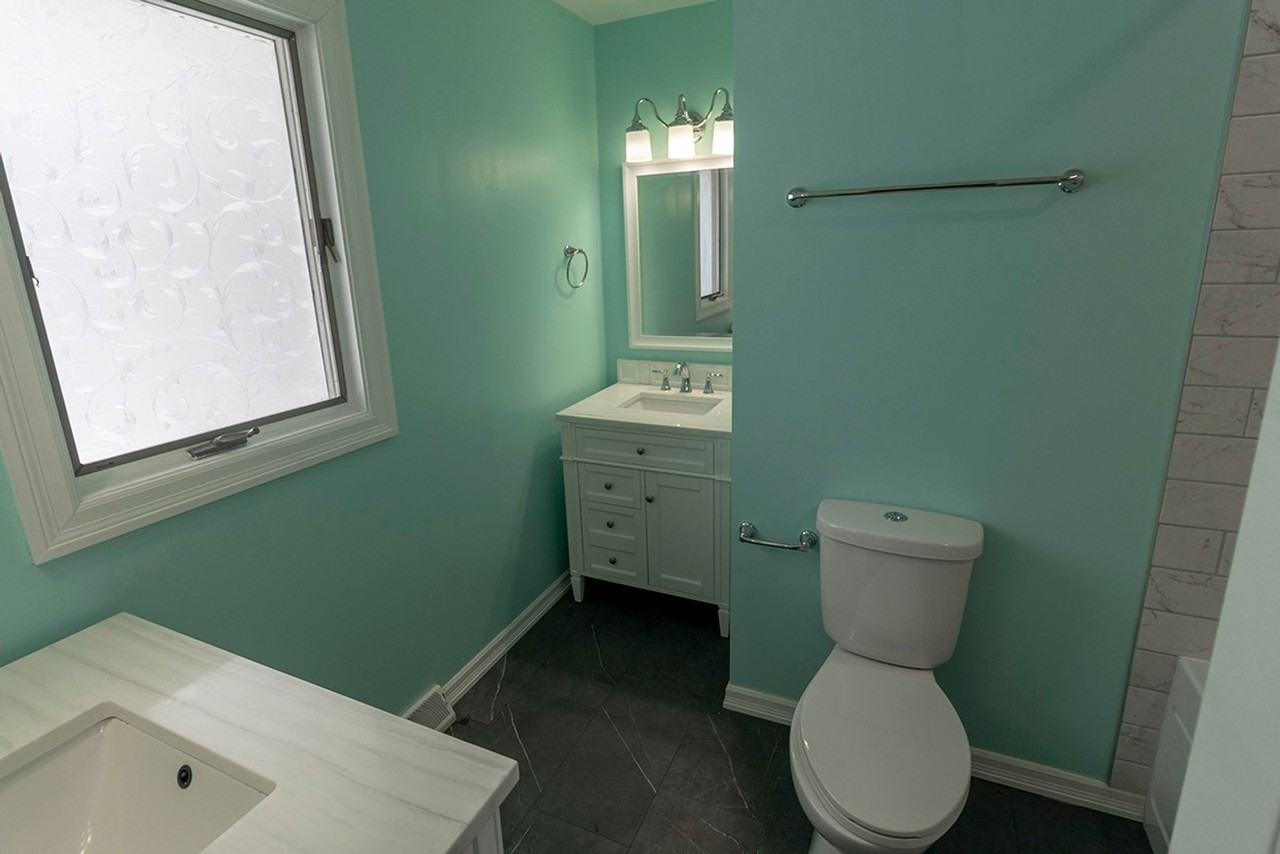 4500 W Bridgewood Dr - Photo 3 of 43