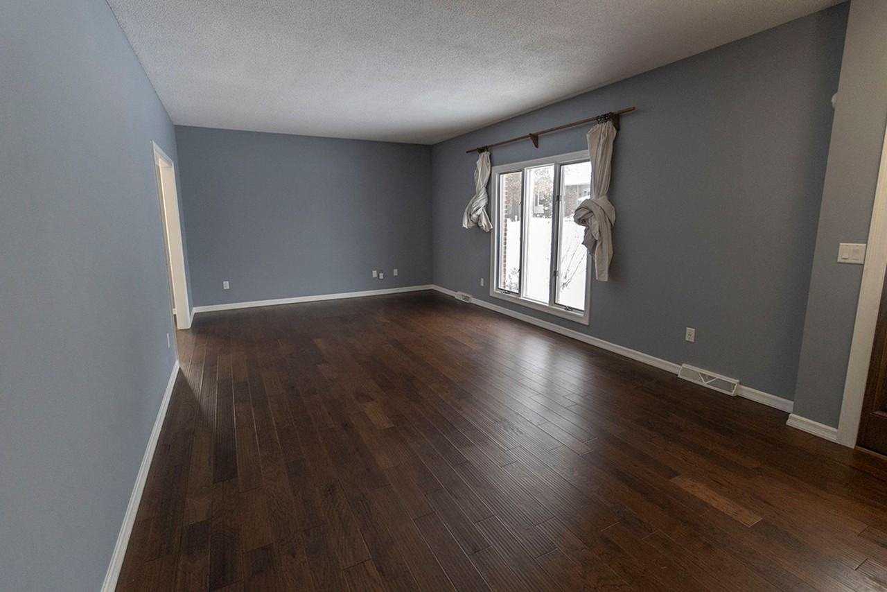 4500 W Bridgewood Dr - Photo 4 of 43