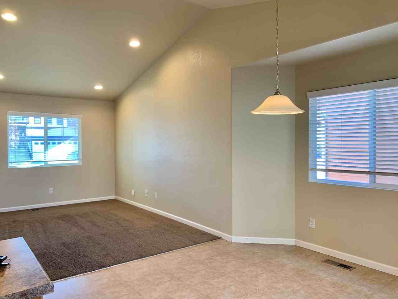 2255 Sopris Cir - Photo 6 of 19