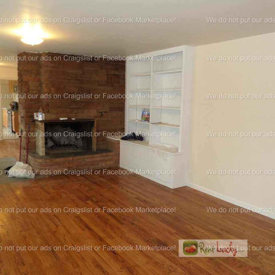 1700 S 220th St - Photo 5 of 23