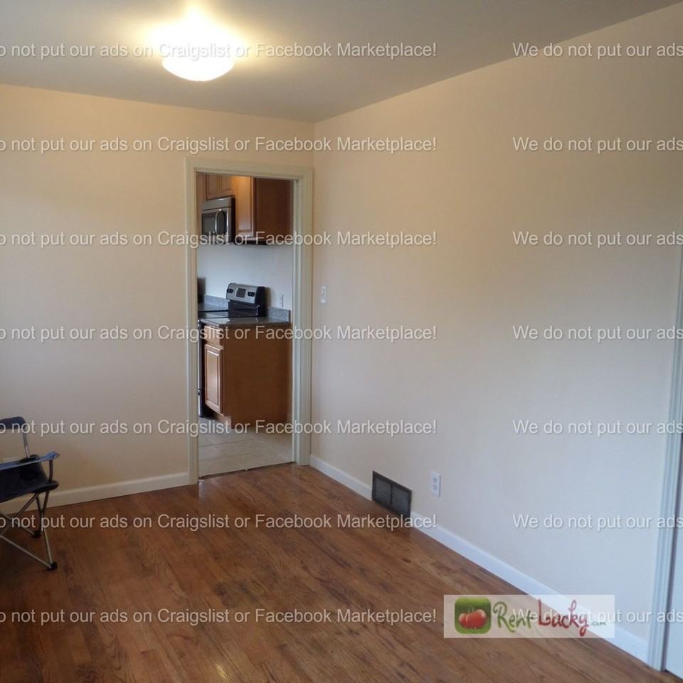 1700 S 220th St - Photo 7 of 23