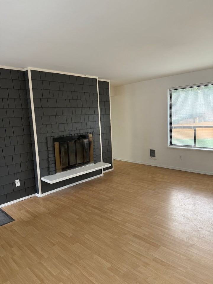 21330 Cypress Way - Photo 5 of 15