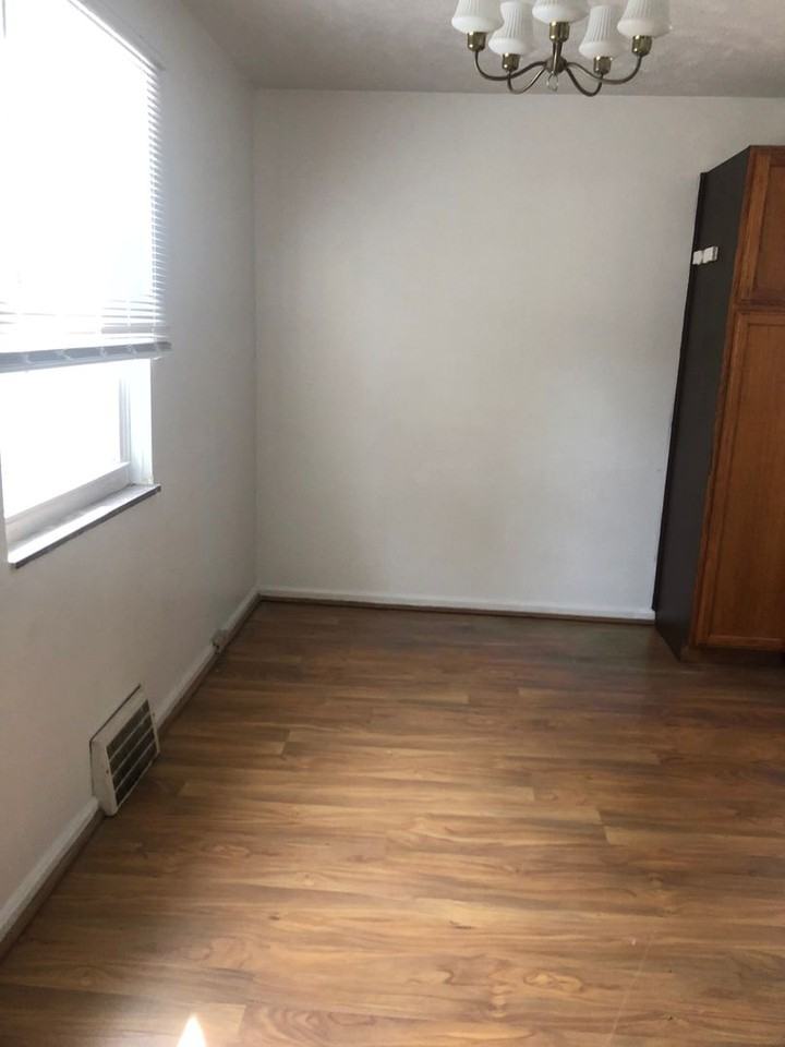 20170 Priday Ave - Photo 2 of 9