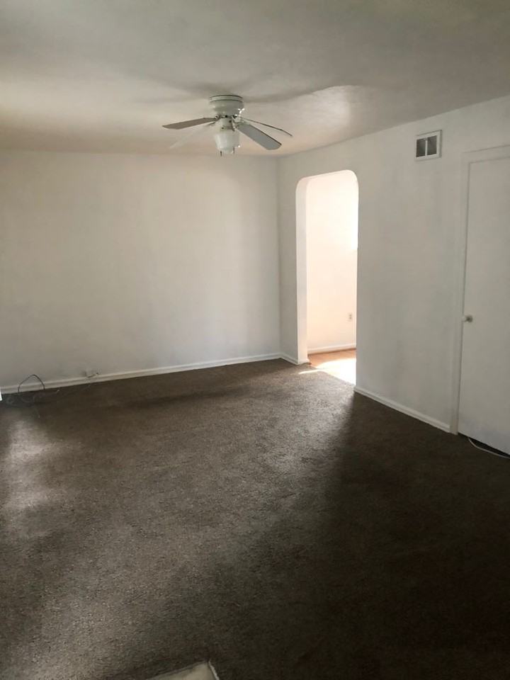 20170 Priday Ave - Photo 4 of 9