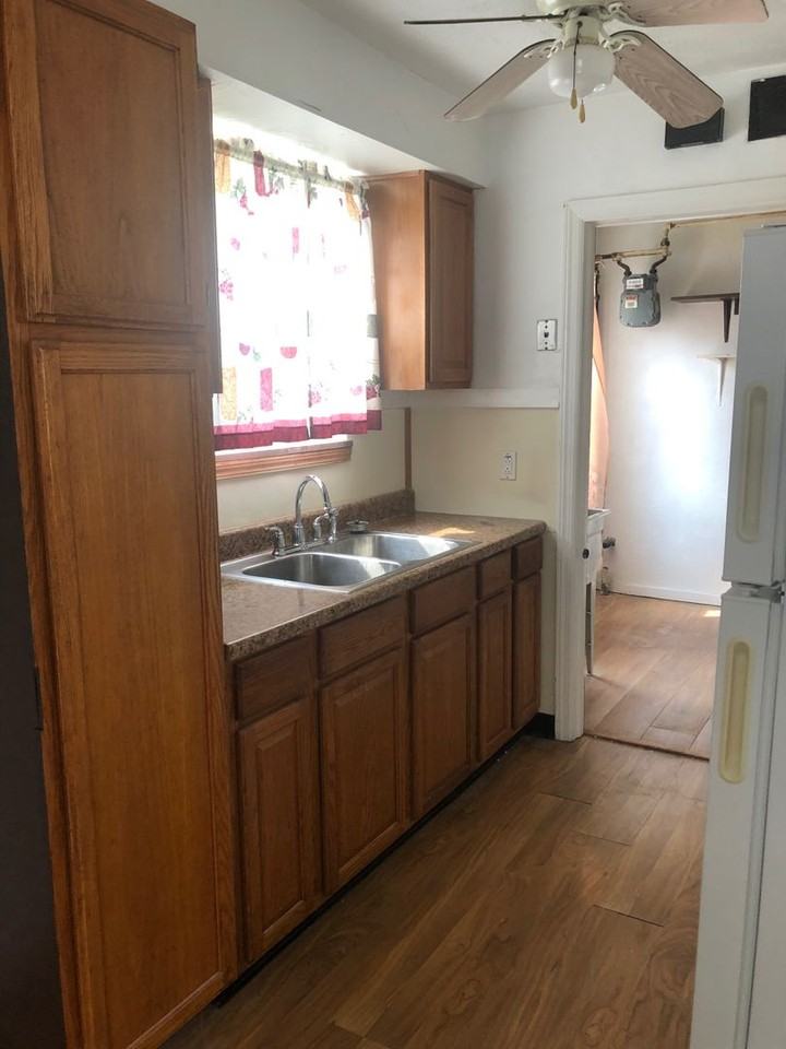 20170 Priday Ave - Photo 5 of 9