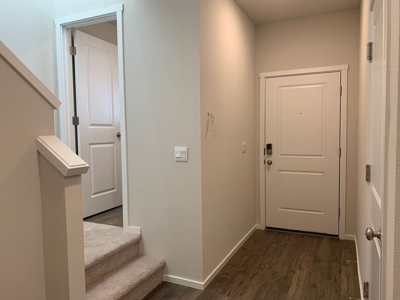 4917 Ne 24th Ave - Photo 3 of 50