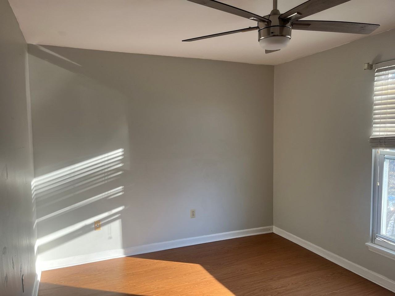 1032 Carriage Dr Apt D - Photo 6 of 7