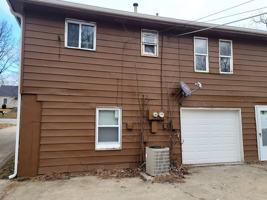 featured image of 5707 Ne 51st St