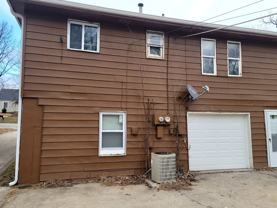 5707-5709 NE 51st Street - Photo 1 of 1