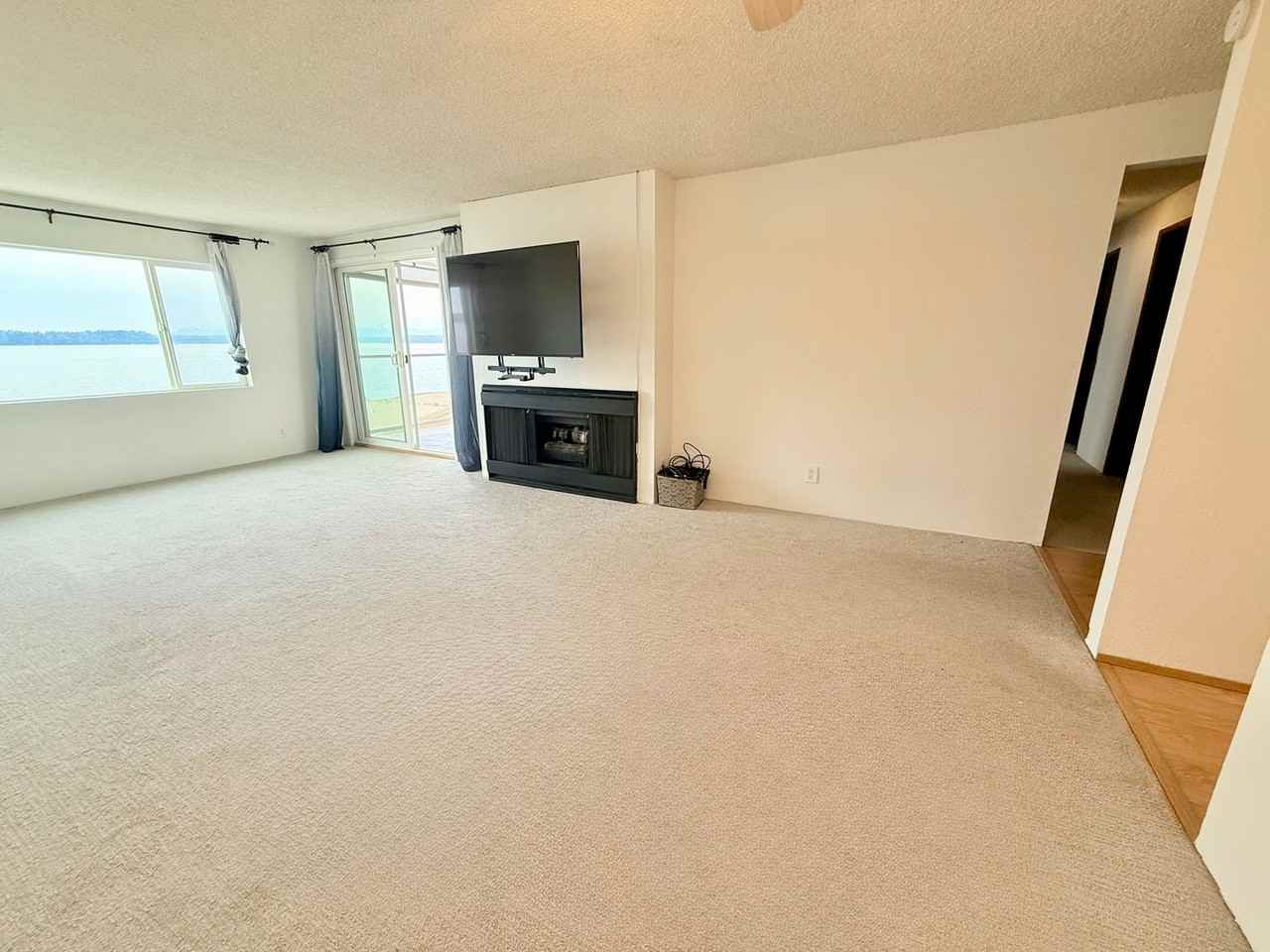 10203 47th Ave Sw #B12 - Photo 4 of 25