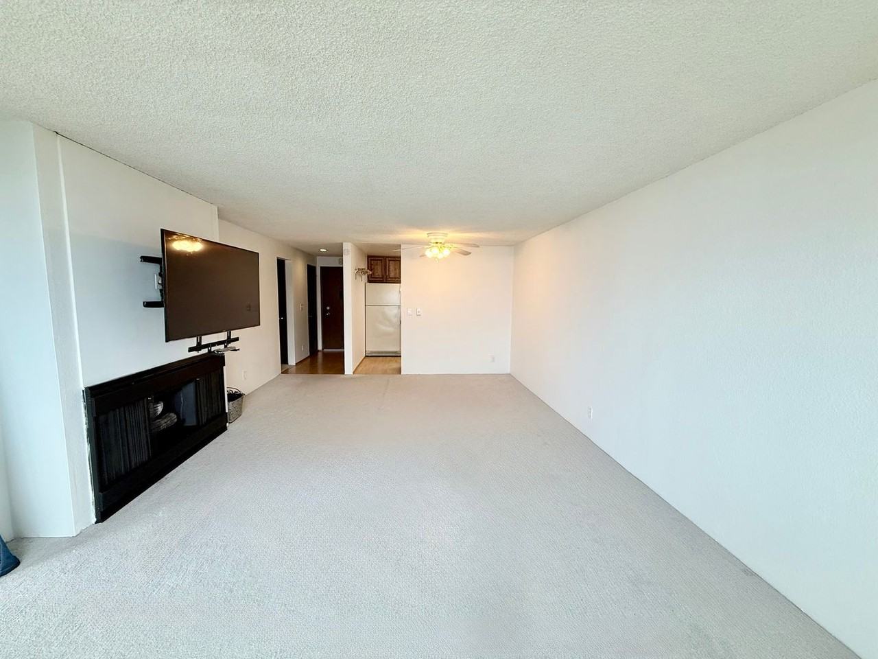 10203 47th Ave Sw #B12 - Photo 5 of 25