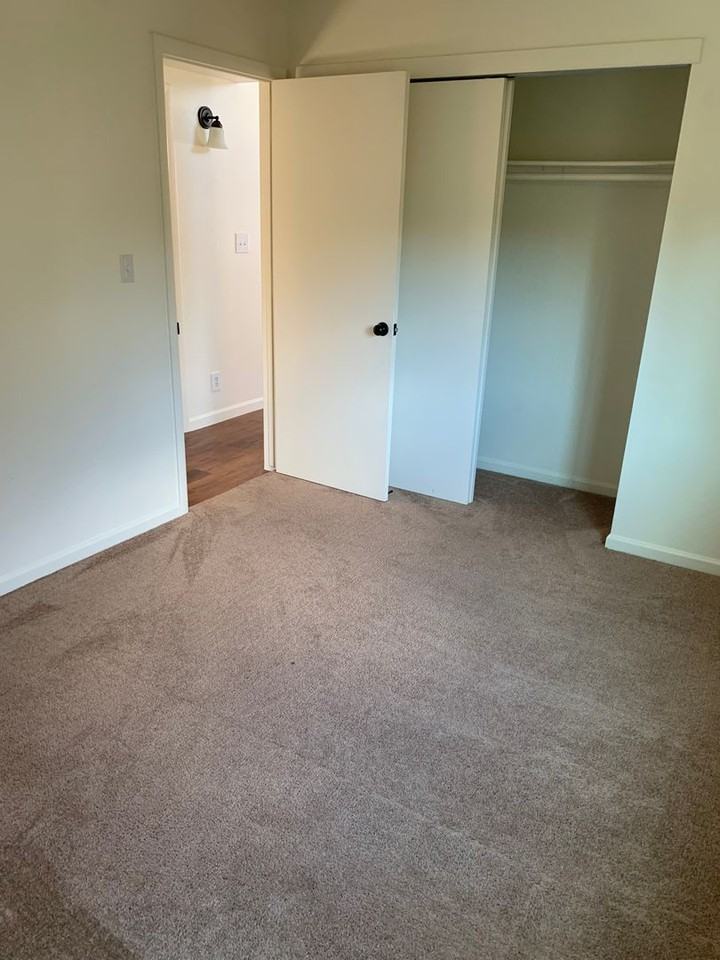 3549 Kachina Trl #2 - Photo 4 of 7