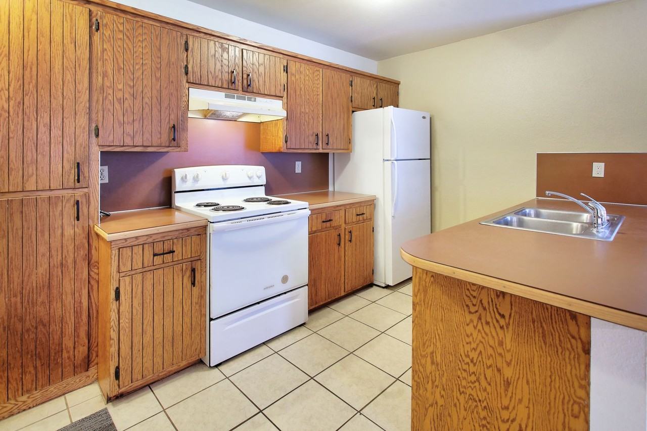 2743 Kragspough Ct - Photo 3 of 14