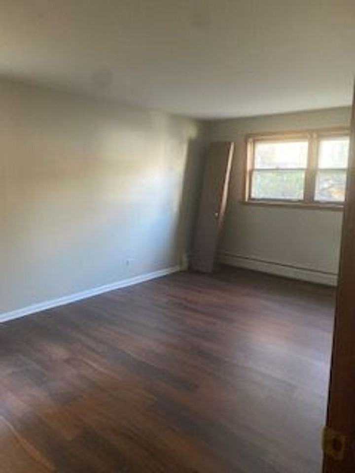 4508 Grove Avenue - Photo 5 of 9