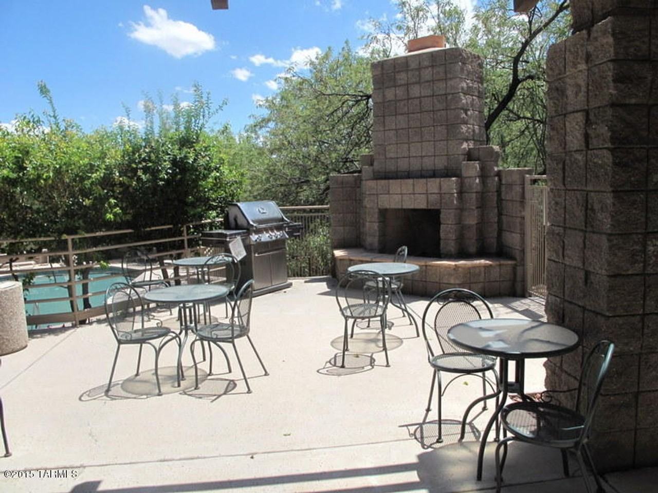 6655 N Canyon Crest Dr #14280