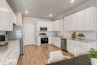 1005 W Golden Ln - Photo 1 of 1