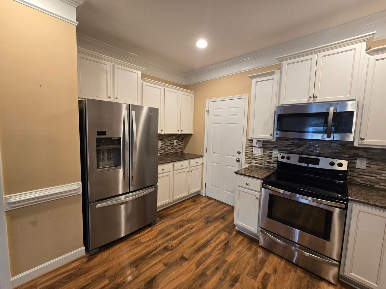 5114 Chapel Ln - Photo 4 of 27