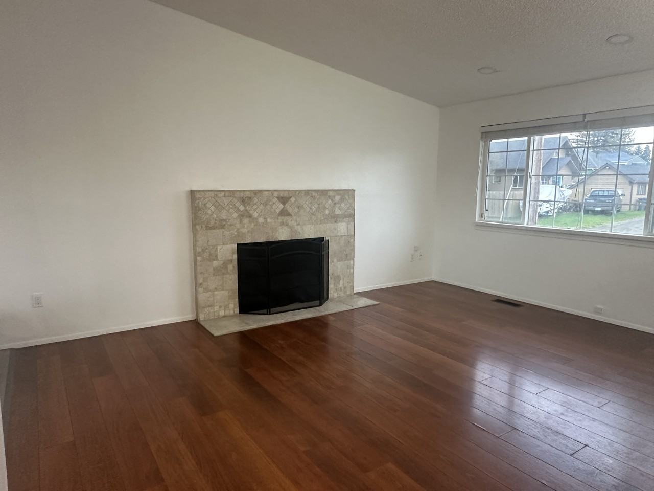 5805 East K Street - Photo 7 of 28