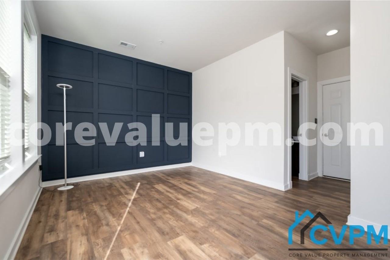 1681 Signalman Ct - Photo 2 of 27