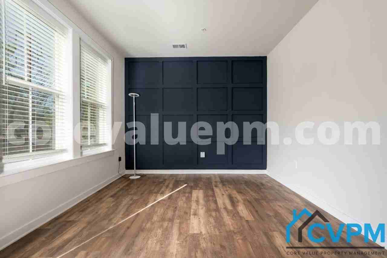 1681 Signalman Ct - Photo 3 of 27